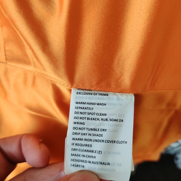 BNWT BARDOT|| SUNSET ORANGE Crop top/ bralette Size 14 - Picture 9 of 11